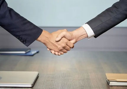 乐鱼数控-展会合影现场